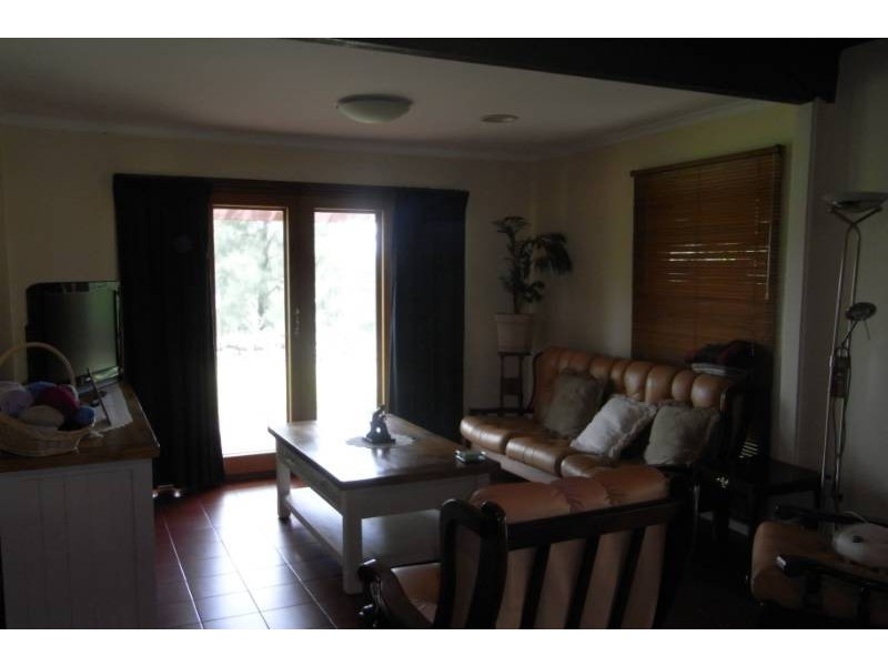 4 Wingeretta Close, Bathurst NSW 2795