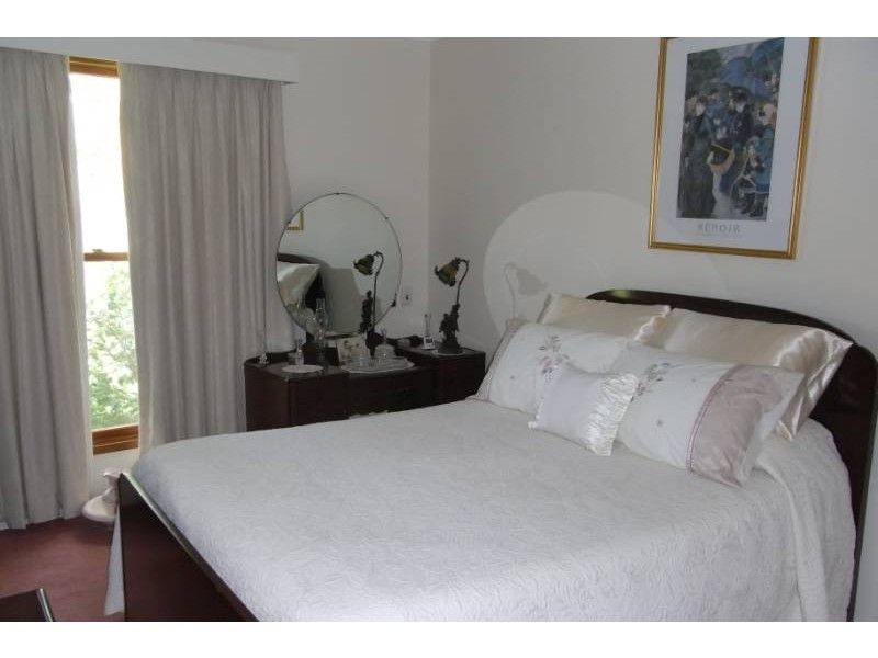 4 Wingeretta Close, Bathurst NSW 2795