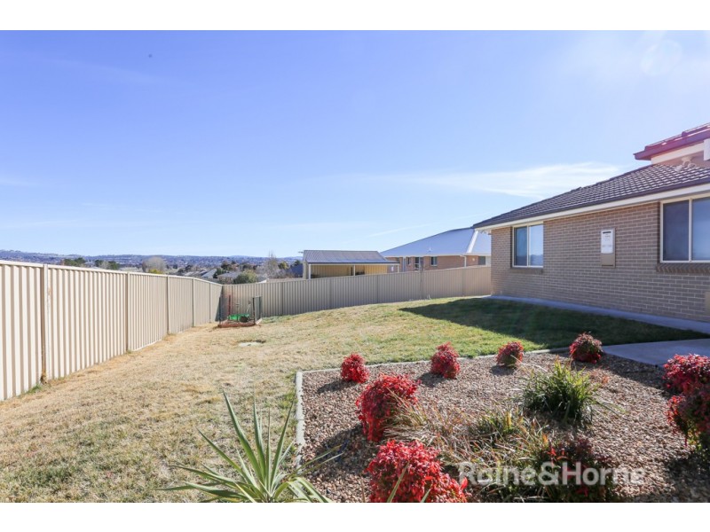 7 Billabong Close, Kelso NSW 2795