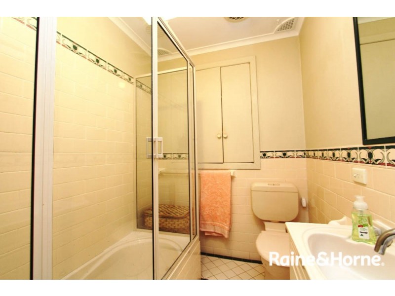 80 College Road, Bathurst NSW 2795