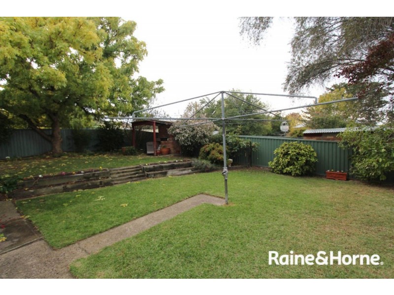 80 College Road, Bathurst NSW 2795
