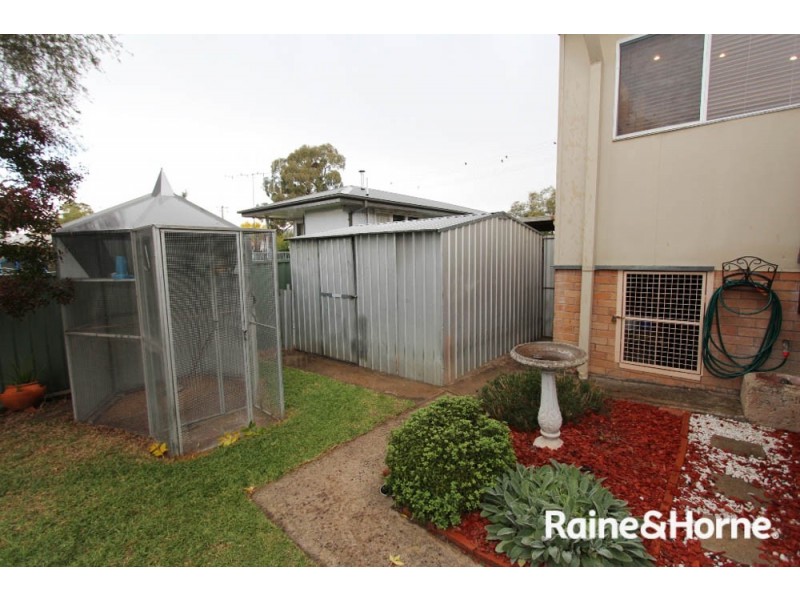 80 College Road, Bathurst NSW 2795