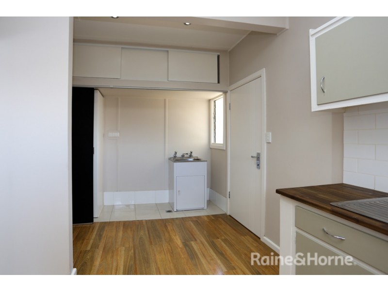 9 Lewins Street, South Bathurst NSW 2795