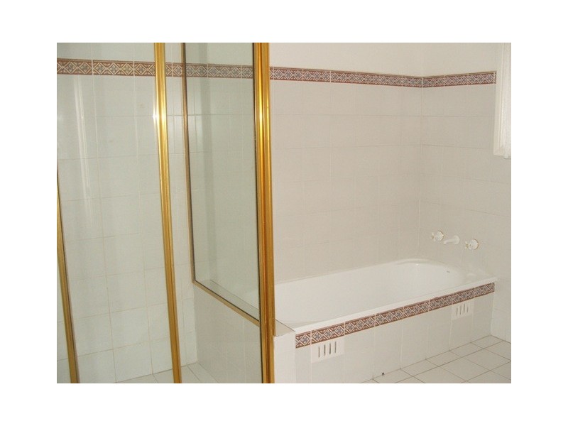 19 Kurumben Pl, Bathurst NSW 2795