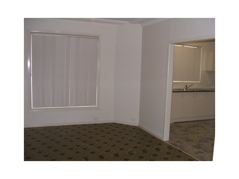 6 Esrom St, Bathurst NSW 2795