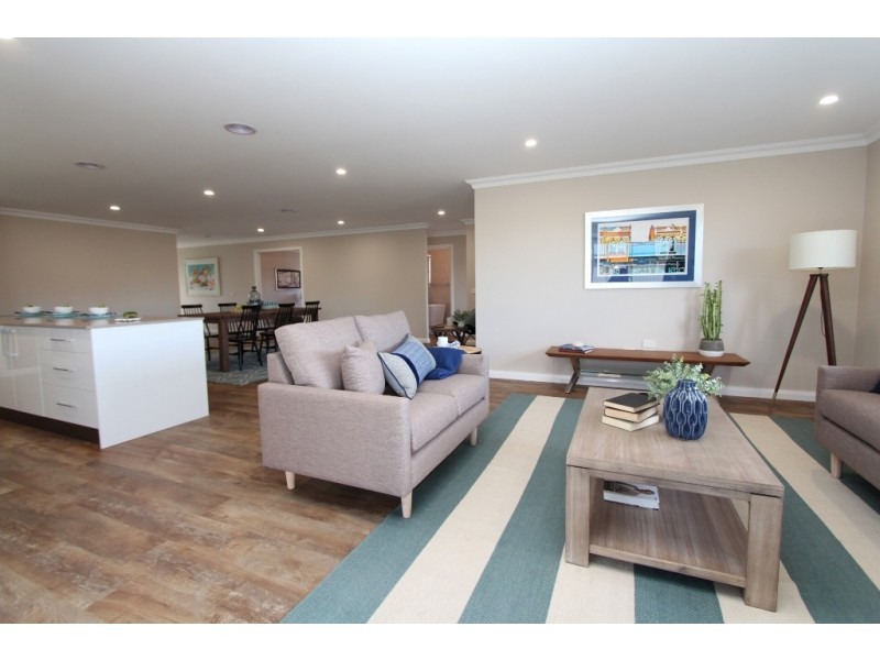 8 Coates Drive, Kelso NSW 2795