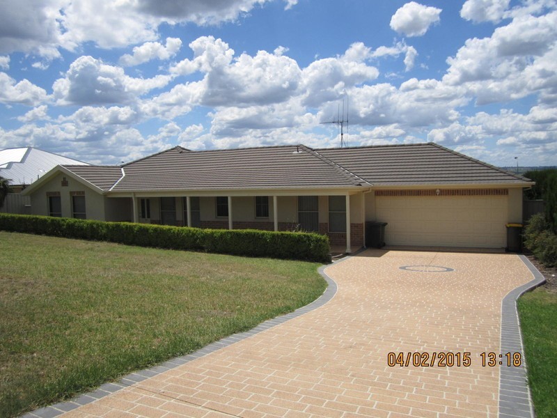 73 Everden Road, Bathurst NSW 2795