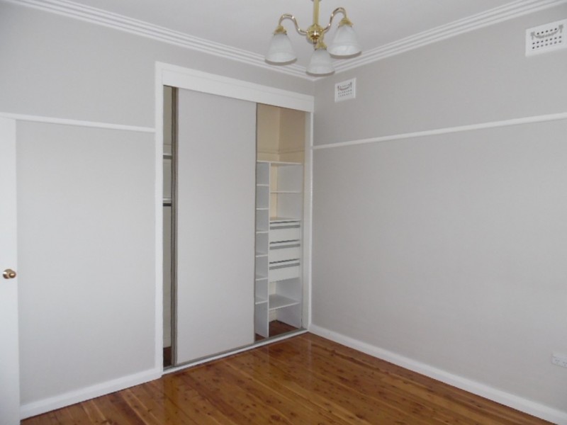 9 Torch Street, Bathurst NSW 2795