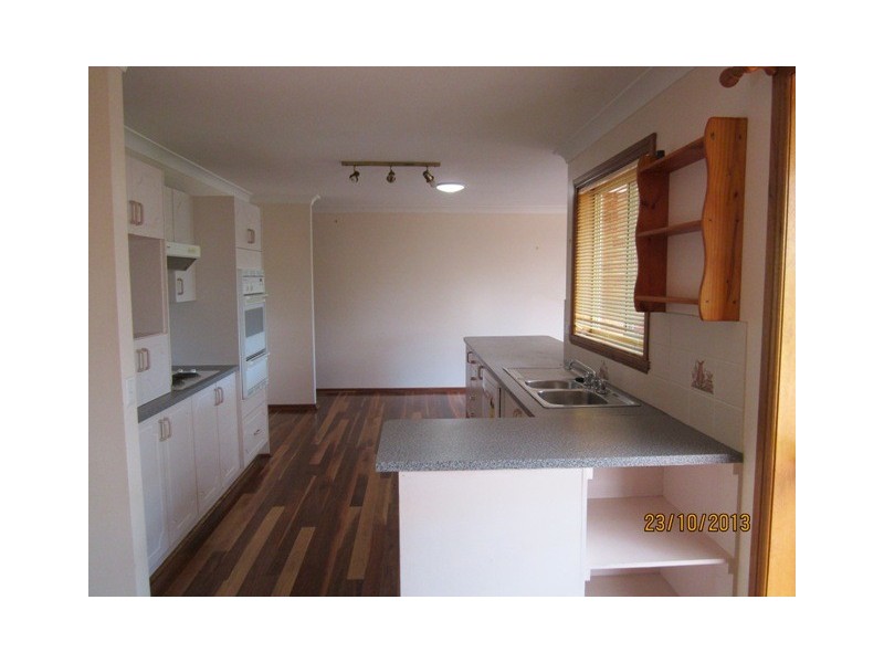 31 Logan St, Bathurst NSW 2795