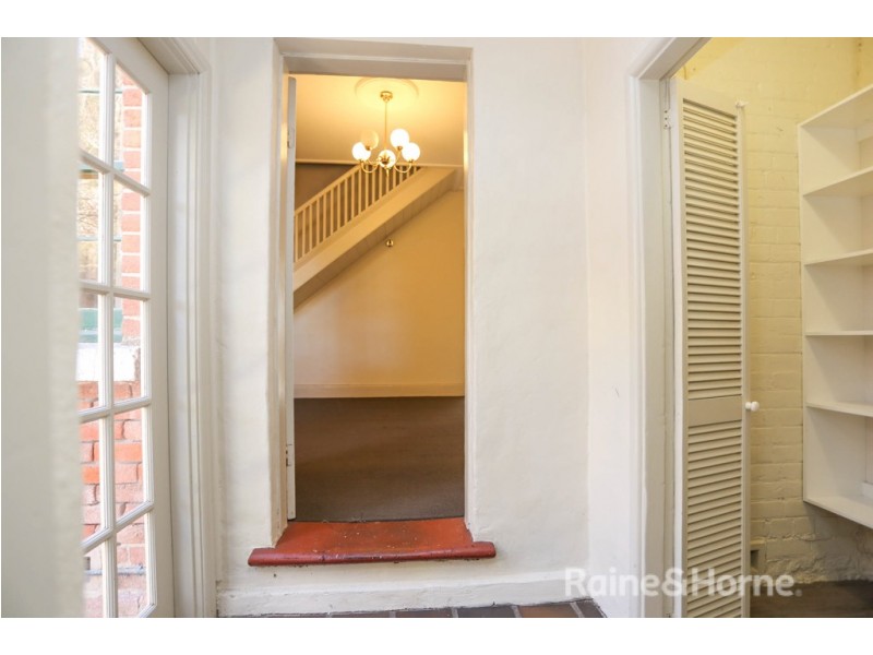 54 Seymour Street, Bathurst NSW 2795