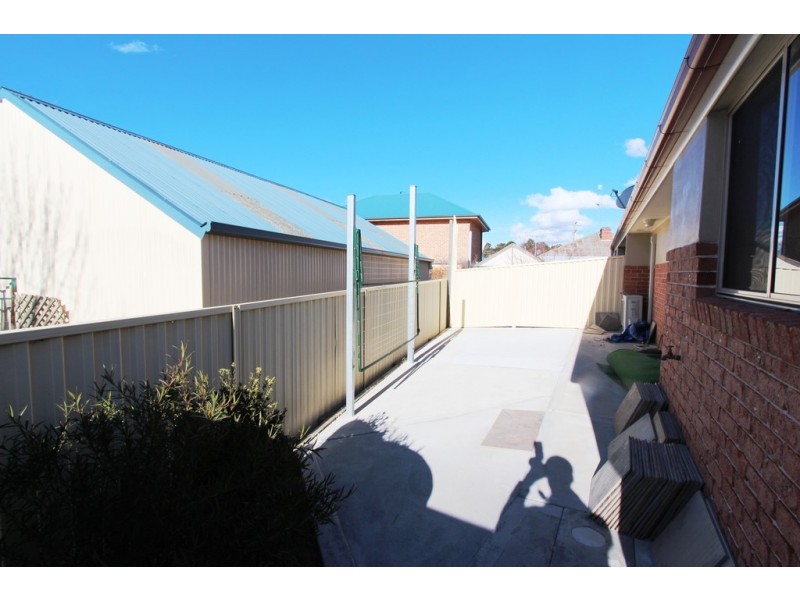 3/163a Keppel Street, Bathurst NSW 2795