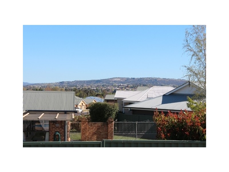 13 Federation Drive, Kelso NSW 2795