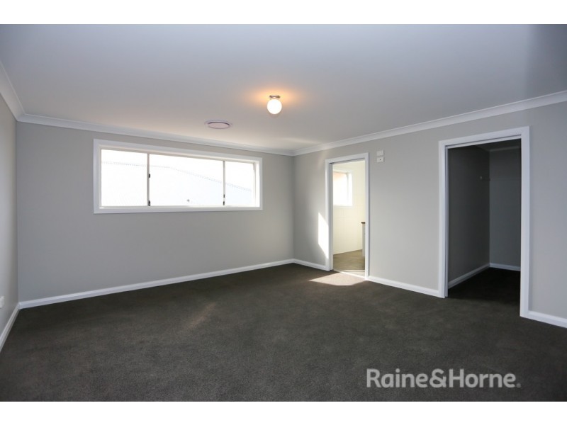 14 Basalt Way, Kelso NSW 2795
