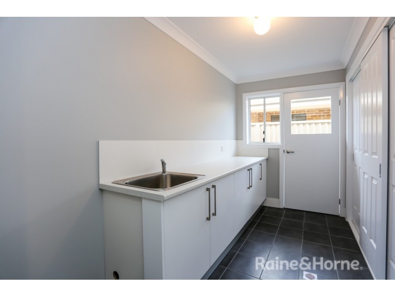 14 Basalt Way, Kelso NSW 2795