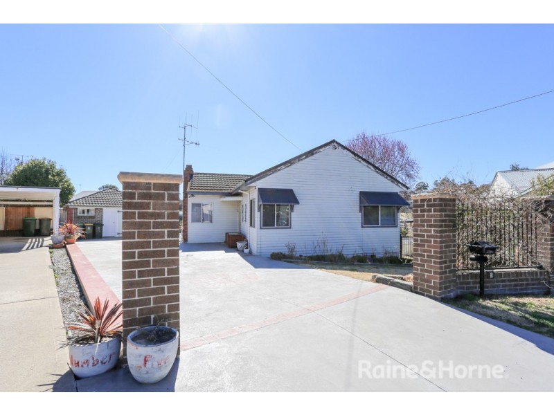 5 Hansard Place, West Bathurst NSW 2795