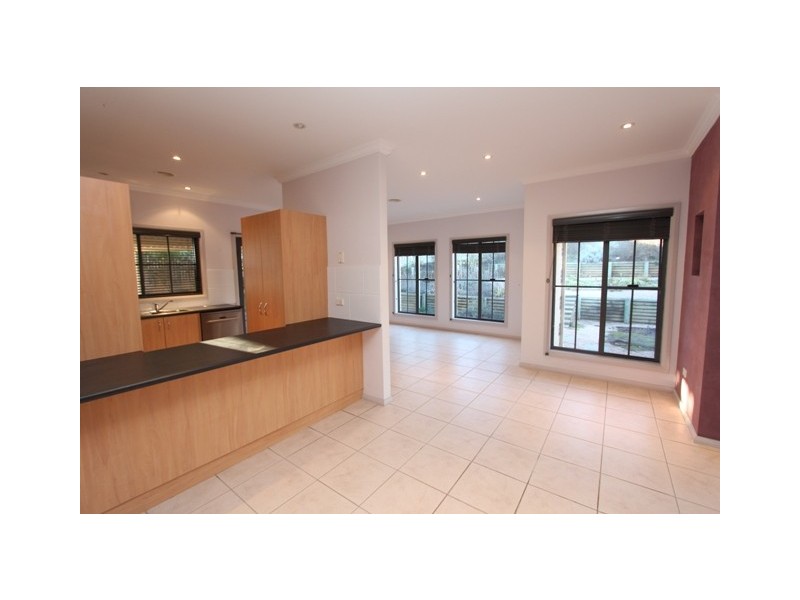 4 Shackleton Place, Windradyne NSW 2795