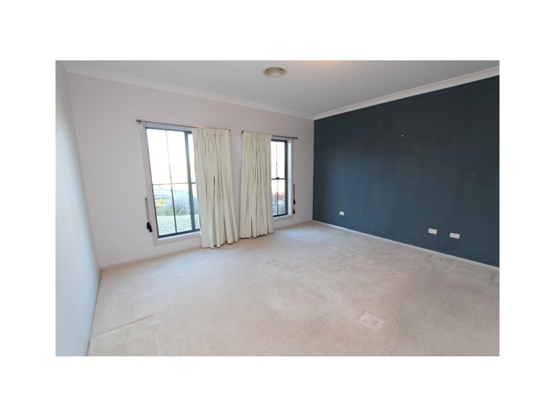 4 Shackleton Place, Windradyne NSW 2795
