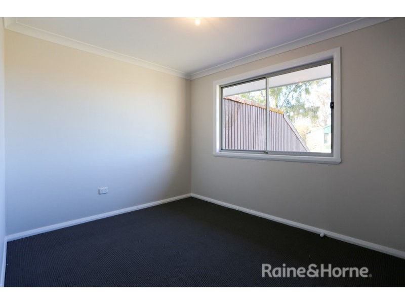 10 Rivett Place, Kelso NSW 2795