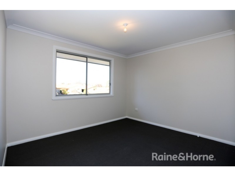 10 Rivett Place, Kelso NSW 2795