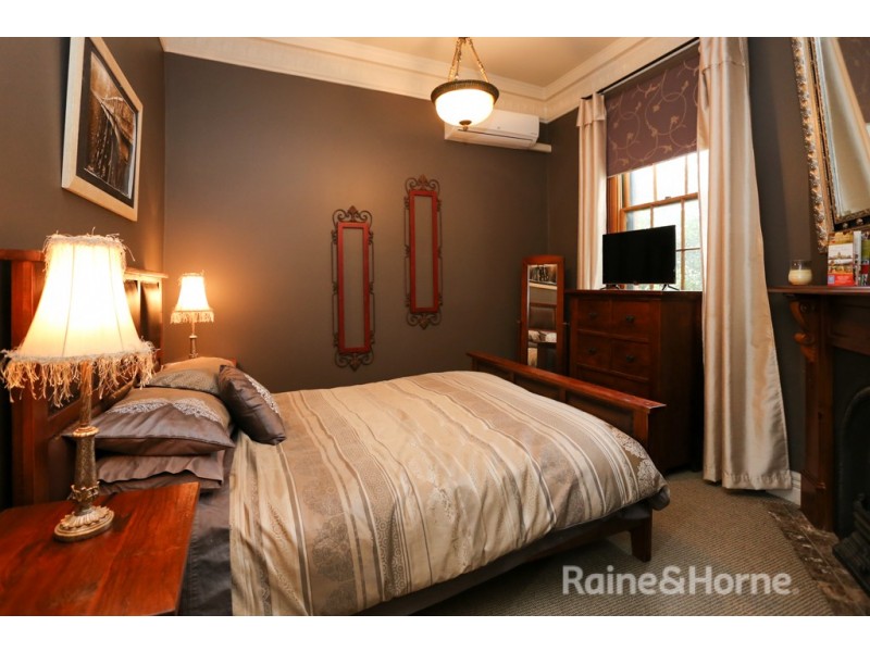 169 Havannah Street, Bathurst NSW 2795