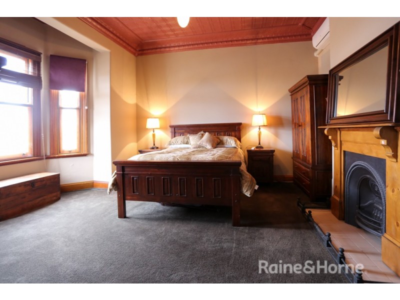 169 Havannah Street, Bathurst NSW 2795