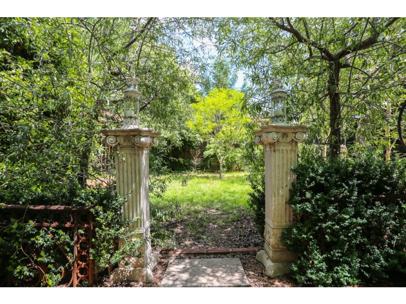 169 Havannah Street, Bathurst NSW 2795