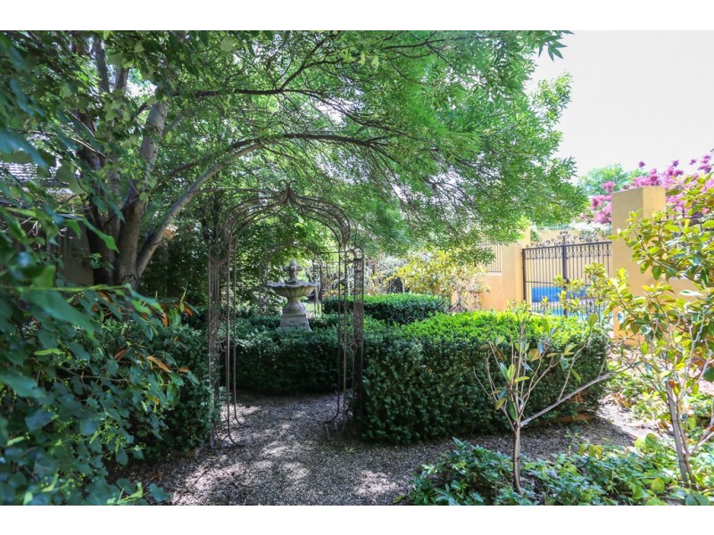 169 Havannah Street, Bathurst NSW 2795