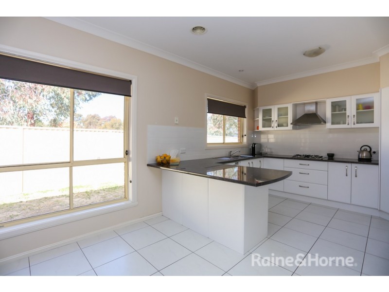 14 Ranken Street, Eglinton NSW 2795