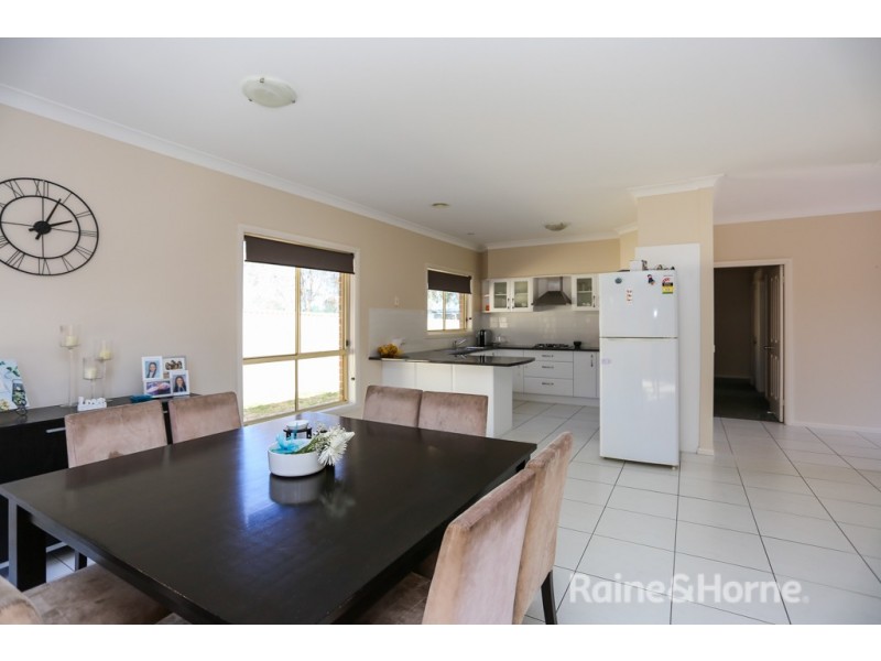 14 Ranken Street, Eglinton NSW 2795