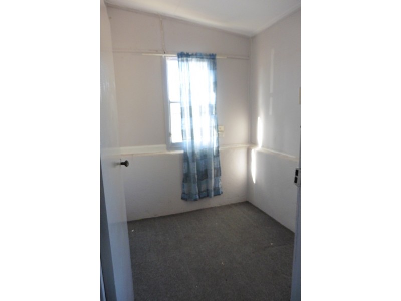 28 Seymour St, Bathurst NSW 2795