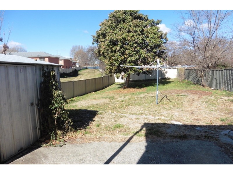 28 Seymour St, Bathurst NSW 2795