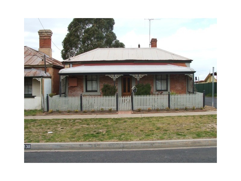 138 SEYMOUR, Bathurst NSW 2795