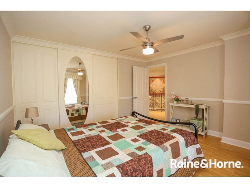 30 Emerald Drive, Kelso NSW 2795