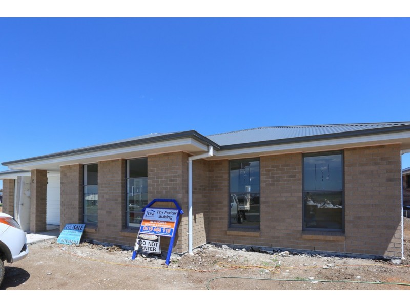 6 Templer Way, Eglinton NSW 2795