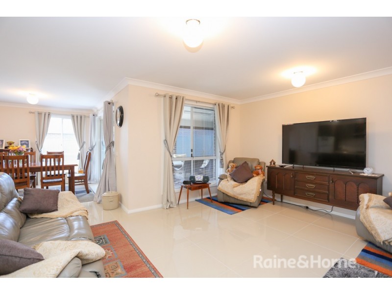6 Barr Street, Windradyne NSW 2795