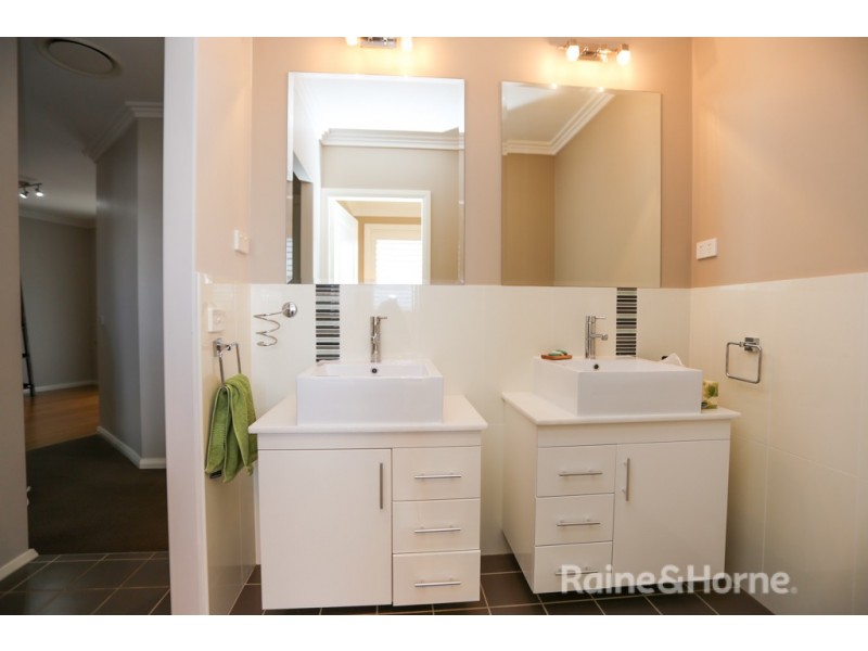 74 Blue Ridge Drive, White Rock NSW 2795