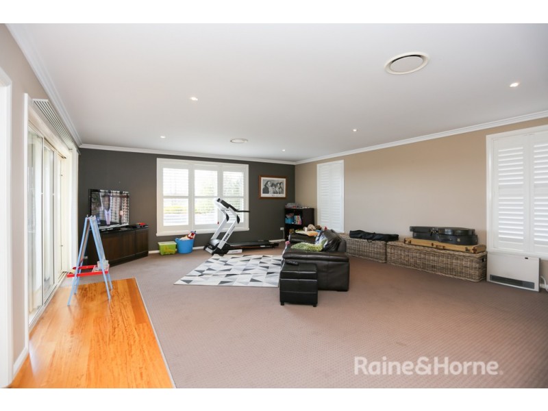 74 Blue Ridge Drive, White Rock NSW 2795