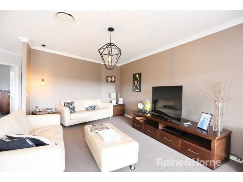 74 Blue Ridge Drive, White Rock NSW 2795