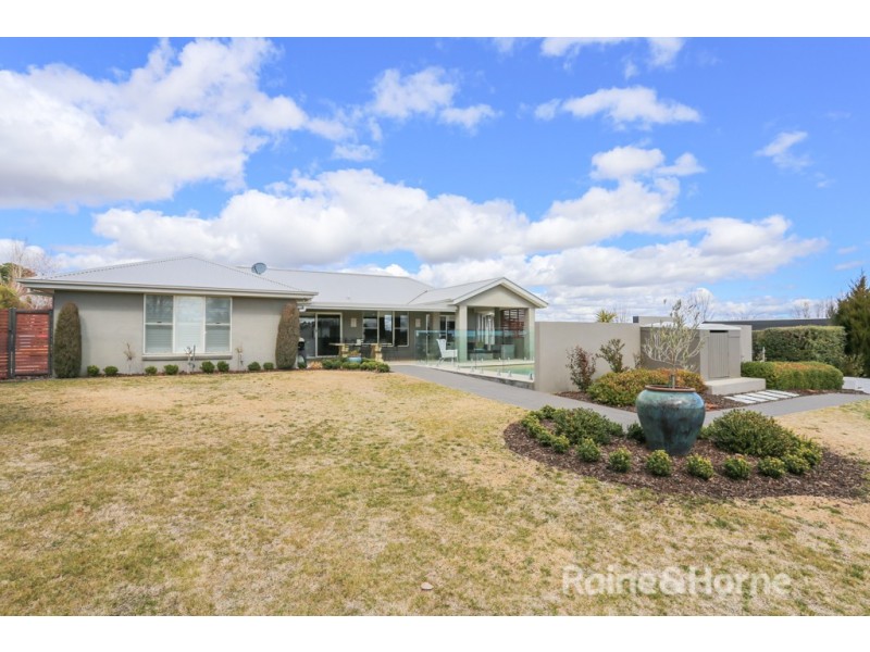 74 Blue Ridge Drive, White Rock NSW 2795