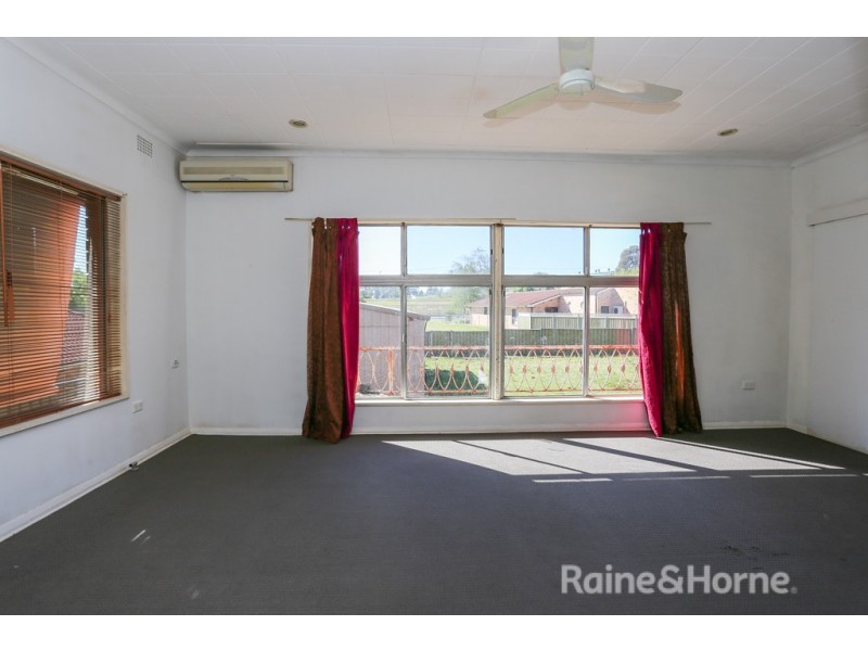 29 Perrier Place, Kelso NSW 2795