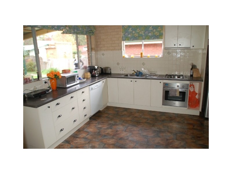 212 Rocket St, Bathurst NSW 2795