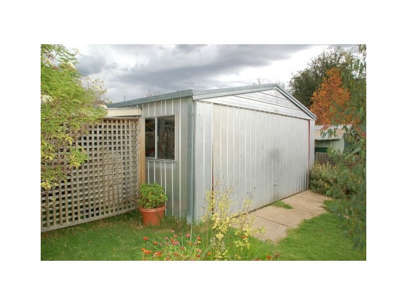 212 Rocket St, Bathurst NSW 2795