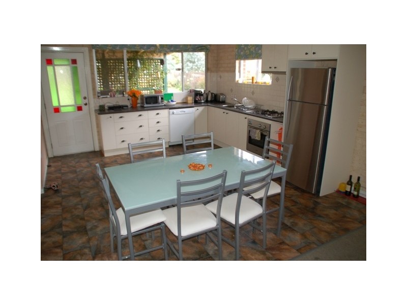 212 Rocket St, Bathurst NSW 2795