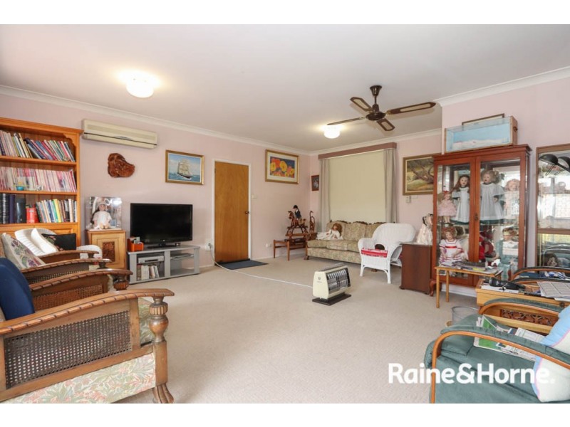 12 Jamison Place, Windradyne NSW 2795