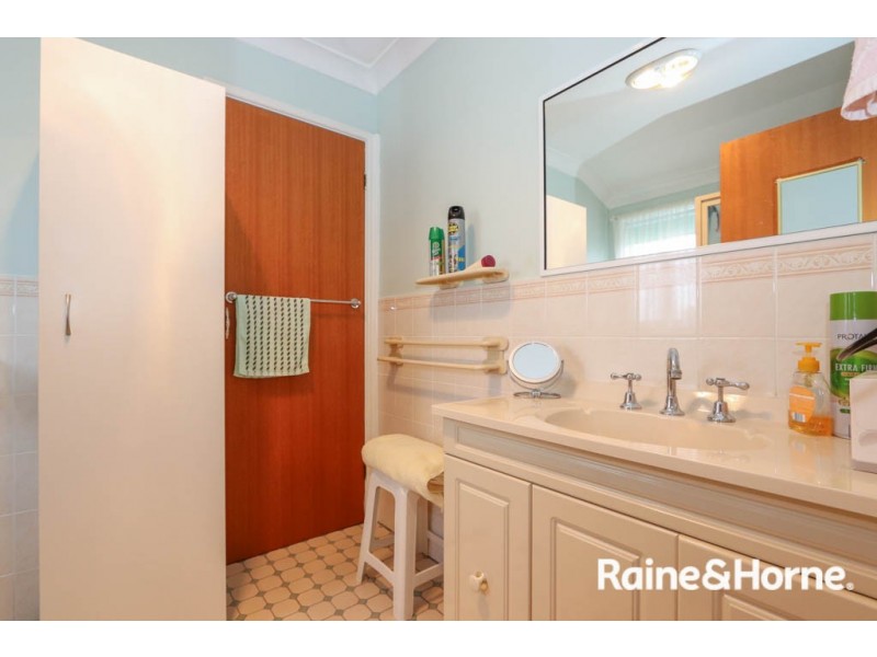 12 Jamison Place, Windradyne NSW 2795