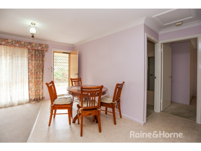 9/29a View Street, Kelso NSW 2795