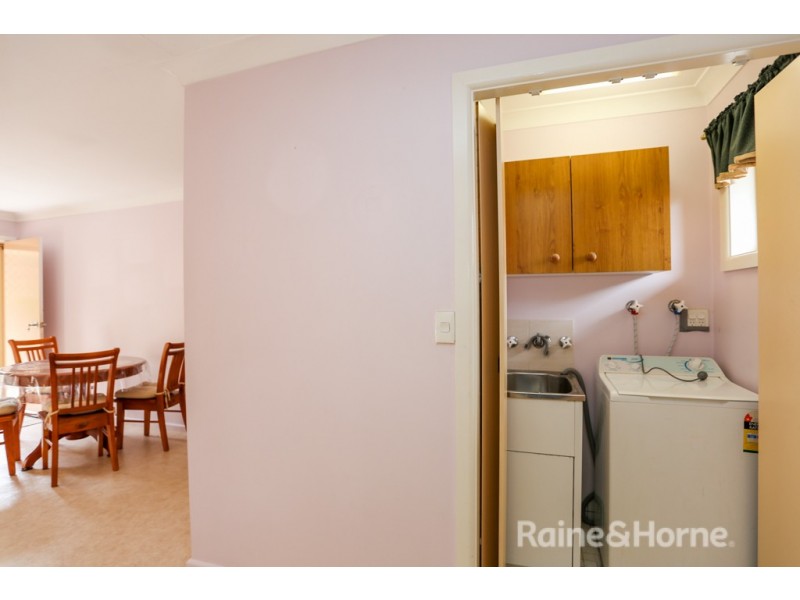 9/29a View Street, Kelso NSW 2795