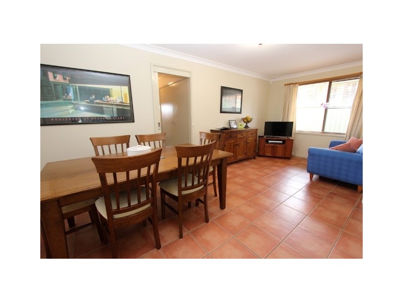 36 Pellion Place, Bathurst NSW 2795