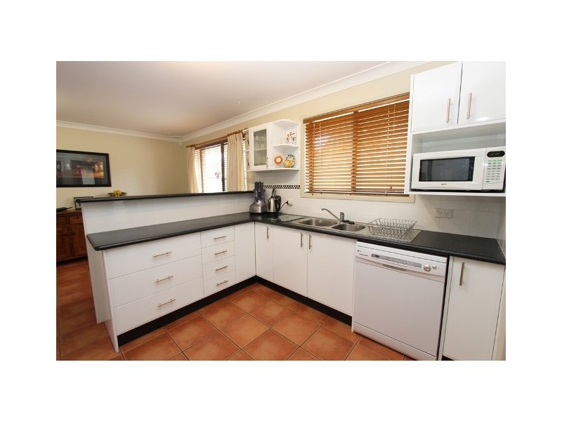 36 Pellion Place, Bathurst NSW 2795
