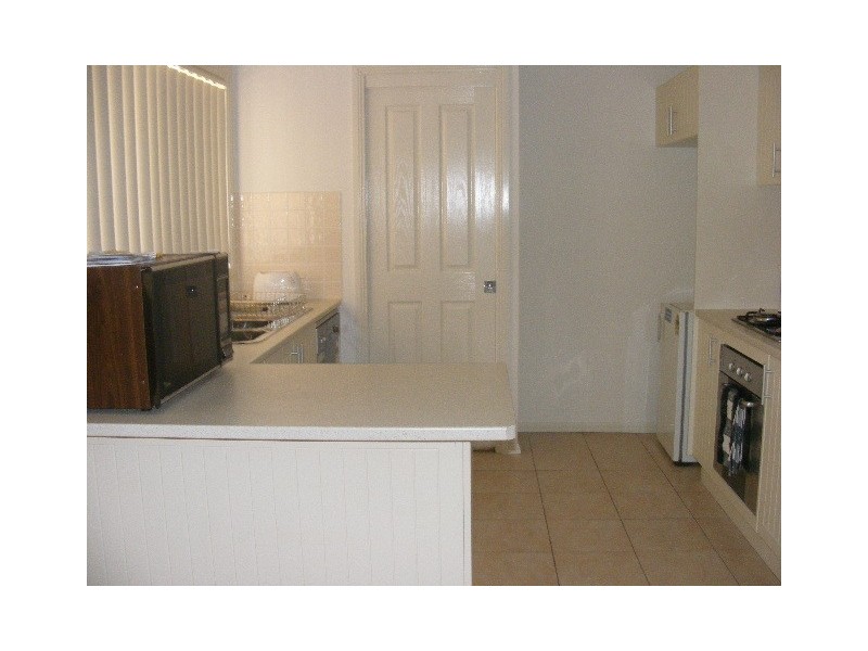 3/128 Howick St, Bathurst NSW 2795